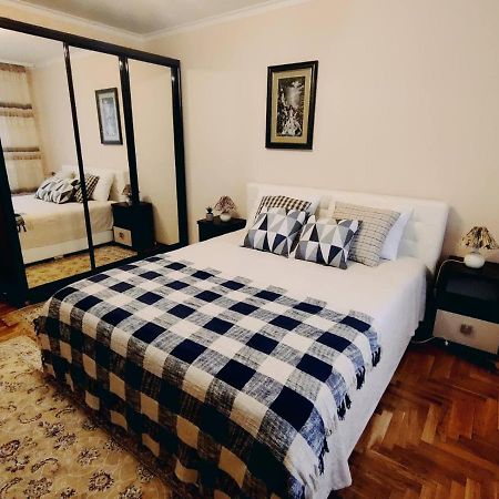 Kiki'S Villa Codru ภายนอก รูปภาพ