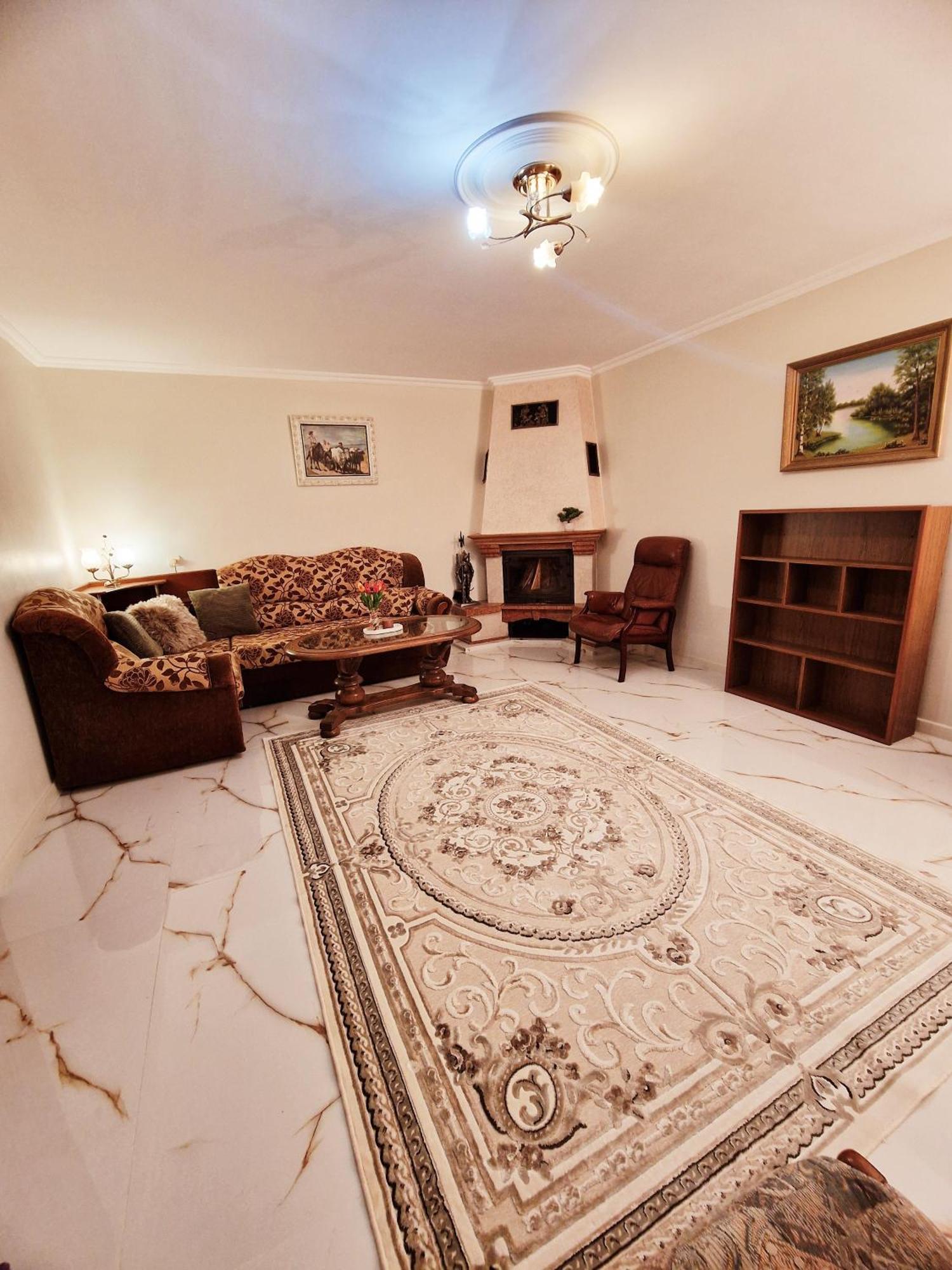 Kiki'S Villa Codru ภายนอก รูปภาพ